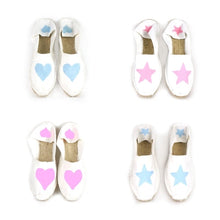 Load image into Gallery viewer, Alpargatas Playa Niña. Modelo AGUA. Regalos Comunión o Cumpleaños.