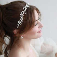 Load image into Gallery viewer, Tocado Novia Bohemio. Tiaras Joya. Modelo Fiama. Envio gratuito!