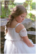 Load image into Gallery viewer, OUTLET VESTIDO COMUNION. 50% DESCUENTO. MODELO ROUSE.