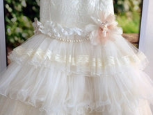 Load image into Gallery viewer, Cinturón para vestido de Comunion o Ceremonia. Hada de la luz.