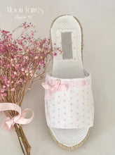 Cargar imagen en el visor de la galería, Zapatillas Lenceria. Modelo ESTEL. Hada de las Estrellas.