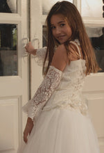 Cargar imagen en el visor de la galería, Vestido Comunión, Arras o Fiesta. Modelo PRAGHA. Hada del azucar.