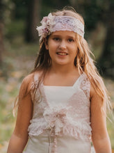 Cargar imagen en el visor de la galería, Vestido Comunión, Arras o Fiesta. Modelo IRIA . 'Hada de las Violetas'