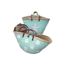 Load image into Gallery viewer, Capazos Playa Niña. Modelo MAR. Regalos Comunión.