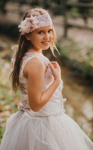 Cargar imagen en el visor de la galería, Vestido Comunión, Arras o Fiesta. Modelo IRIA . 'Hada de las Violetas'