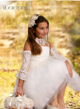 Cargar imagen en el visor de la galería, Vestido Comunión, Arras o Fiesta. Modelo PRAGHA. Hada del azucar.