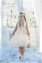 Cargar imagen en el visor de la galería, Vestido Comunión, Arras o Fiesta. Modelo TETHUAN . Hada de las plumas.