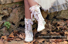 Cargar imagen en el visor de la galería, Botines Encaje de niña para Comunión o Ceremonia. Personalizamos con tu vestido. Modelo EILEEN.