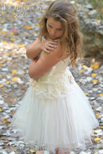 Cargar imagen en el visor de la galería, Vestido de Comunión, Arras o Fiesta. Modelo EILEEN. Hada del la Lluvia