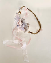 Cargar imagen en el visor de la galería, Corona de Comunión, Arras o Ceremonia. Modelo NUBE