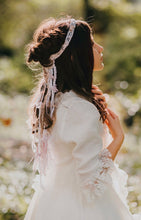 Cargar imagen en el visor de la galería, Vestido Comunión, Arras o Fiesta. Modelo HALIA. 'Hada del Estilo'