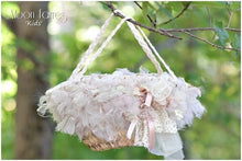 Load image into Gallery viewer, Cesto-Bolsito  Comunión-Bautizo-Arras. Modelo TETUAN