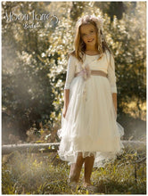 Cargar imagen en el visor de la galería, Vestido de Comunión, Arras o Fiesta. Modelo KARA. Hada de la Pureza.