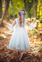 Cargar imagen en el visor de la galería, Corona de Comunión, Arras o Ceremonia. Modelo HEREA 'Hada del Cielo'