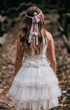 Cargar imagen en el visor de la galería, Vestido Comunión, Arras o Fiesta. Modelo BRIGHID . 'Hada de la luz'