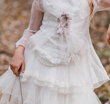 Cargar imagen en el visor de la galería, Vestido Comunión, Arras o Fiesta. Modelo BRIGHID . 'Hada de la luz'