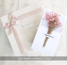 Cargar imagen en el visor de la galería, Pijama corto niña. Regalos Comunión. Modelo Perlas.