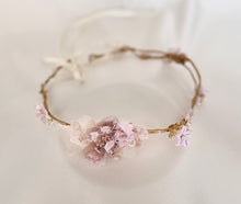 Cargar imagen en el visor de la galería, Corona de Comunión, Arras o Ceremonia. Modelo IRIA. Hada de la Danza.