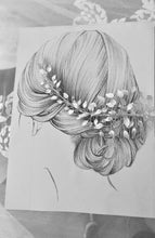 Load image into Gallery viewer, Tiara de Novia ANEMONA. Tocados Joya. Envio gratuito!