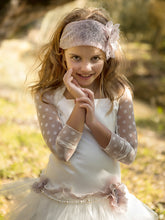 Cargar imagen en el visor de la galería, Turbante Encaje de Comunión o Ceremonia. Hada de las Perlas.